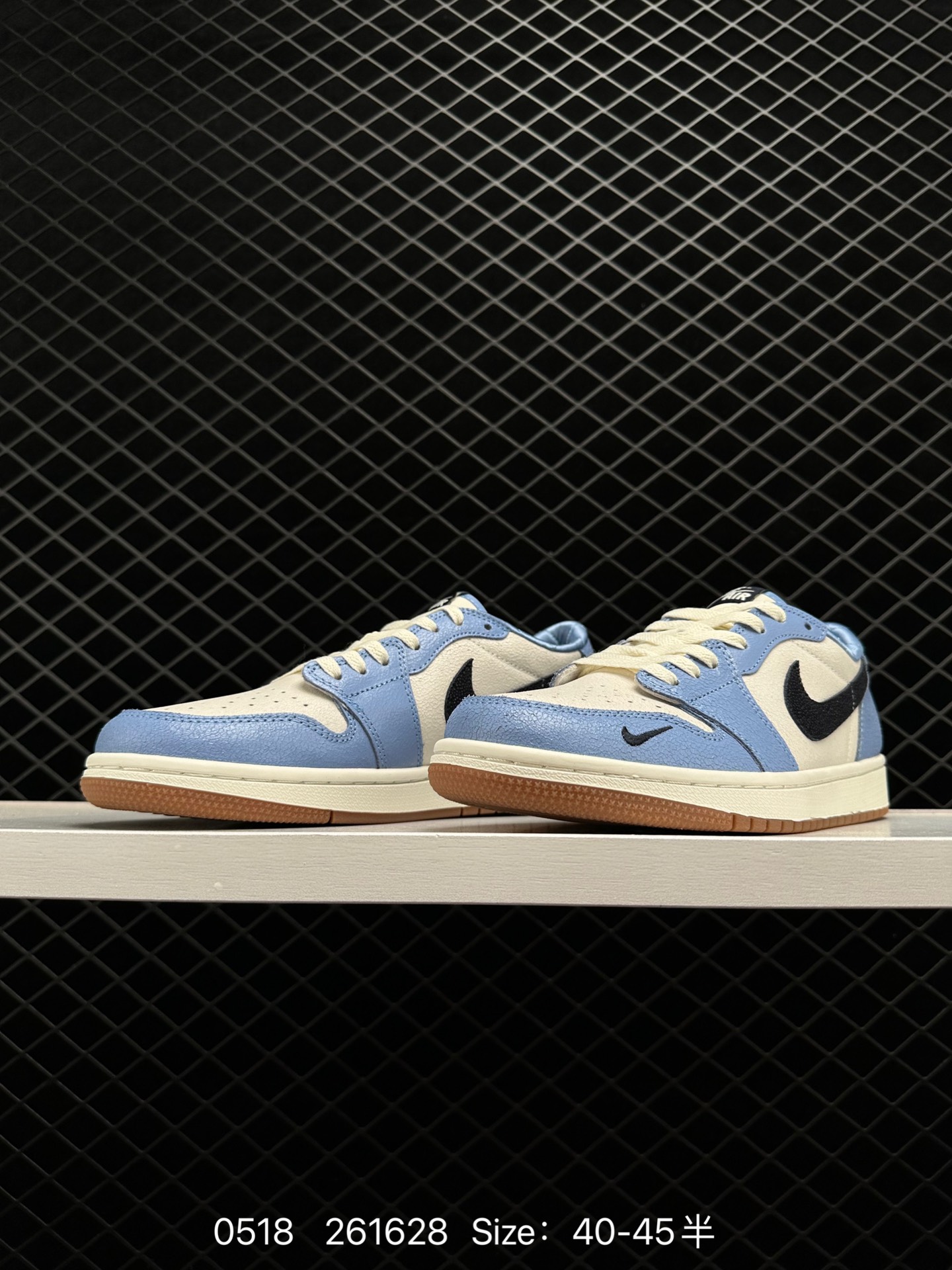 Nike Air Jordan 1 Mid AJ1